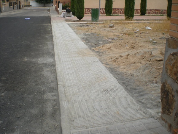 Accesibilidad creacin de nuevo acerado en C/Fray Francisco de la Cruz.