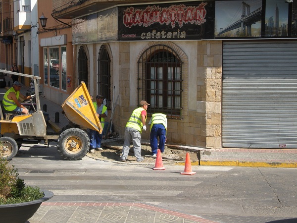 Accesibilidad para Pasos de Peatones - C/Ciudad de Martos / Glorieta de Eusebio Mndez.